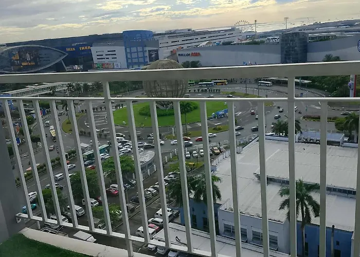 1648 B 3beds Big Cut Moa View Manila